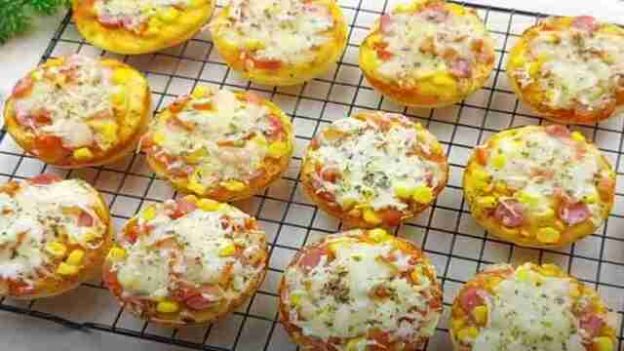 Resep Pizza Sosis dan Jagung